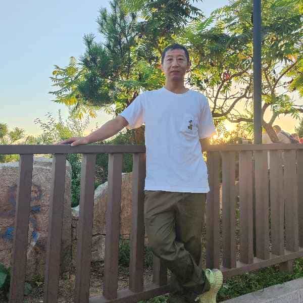 47岁岁辽宁单身帅哥 - 宜宾吉缘网